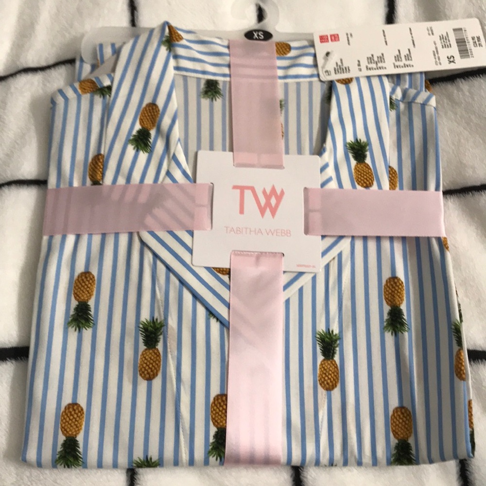 SOLD||Pineapple pijama print shirt and shorts